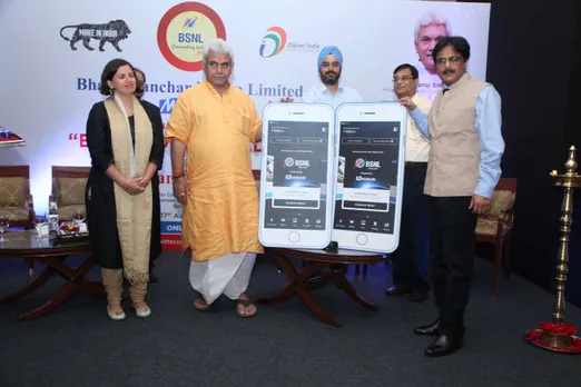 from left Ms.Upasana TakuCo founder MobiKwik Telecom Minister Shri Manoj Sinha Mr Bipin Preet Singh Founder MobiKwik Shri Anupam Srivastavain blue CMD BSNL