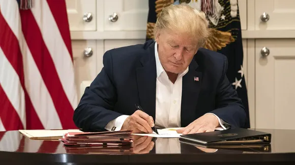 DONALD TRUMP