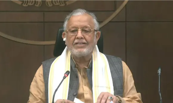 वित्त मंत्री सुरेश खन्ना।