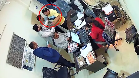 लखनऊ में Omax Palace के फ्लैट मालिक की गुंडई, मेंटेनेंस स्टाफ को पीटा