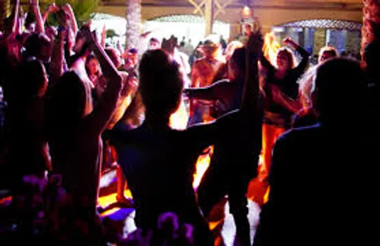 dance in pub