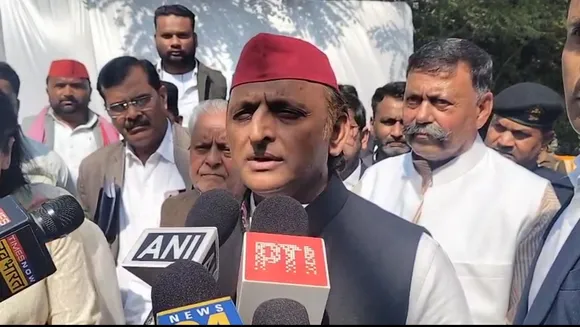 अखिलेश यादव 