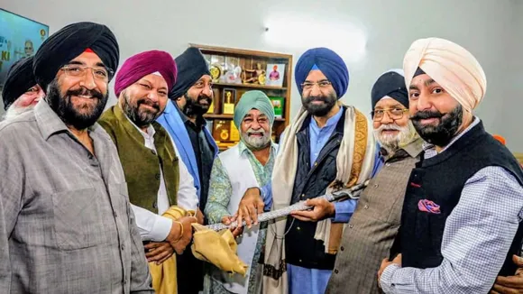 दिल्ली कैबिनेट मंत्री का स्वागत