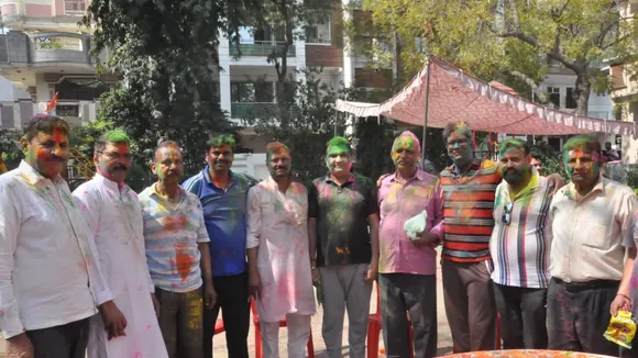 होली के रंग