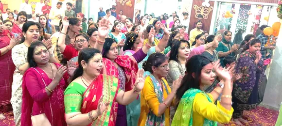 िीी