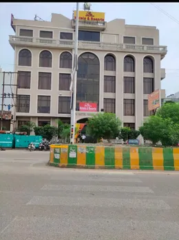 होटल रॉयल पार्क