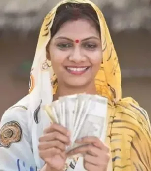 स्वयं सहायता समूह के माध्यम से 31 हजार महिलाएं लखपति दीदी बनी हैं। अब महिलाएं लगती दीदी योजना के माध्यम से अपनी फूलों की खेती और पशुपालन कर रही है।