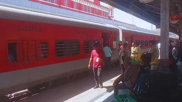 kanpur train