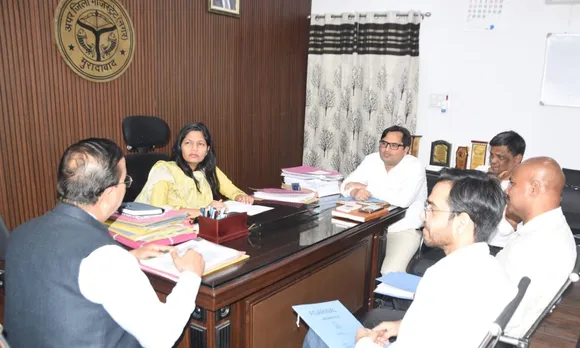 जिला शुल्क नियामक समिति की बैठक गुरुवार को कलेक्ट्रेट परिसर में आयोजित की गई। यह बैठक एडीएम सिटी की अध्यक्षता में की गई।