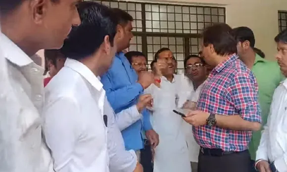  भाजपा कार्यकर्ताओं का ज्ञापन
