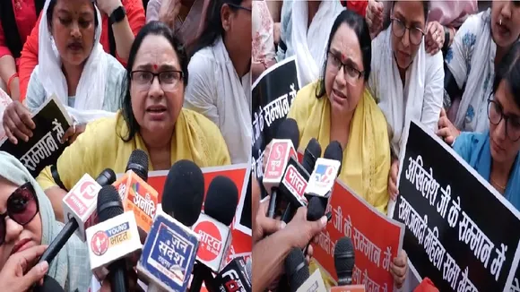 SP women wing protests Lucknow over Delhi CM Rekha Gupta statement