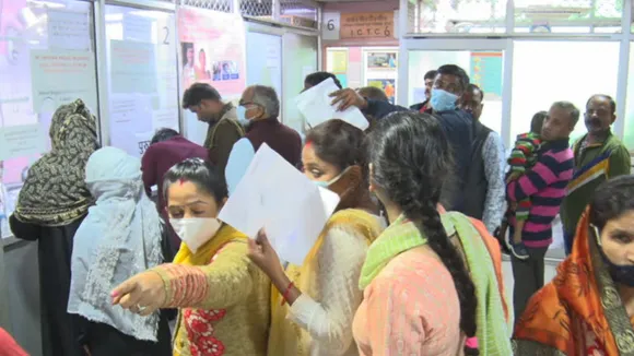 सरकारी अस्पताल में भीड़ 