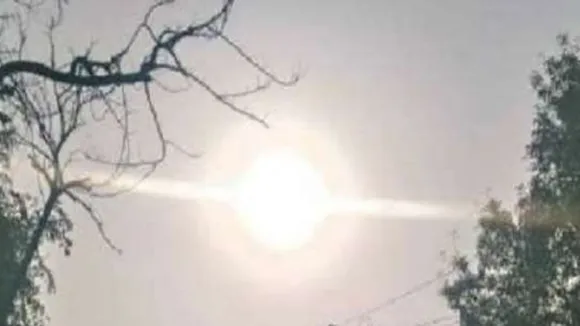 कानपुर में मौसम बदलने लगा है। 
