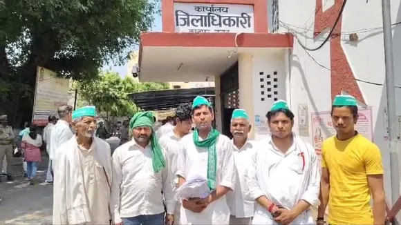  ज्ञापन देने जिलाधिकारी कार्यालय पहुंचे भाकियू नेता।