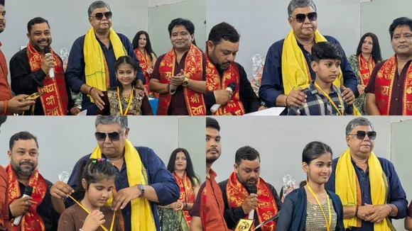 आँडिशन में बच्चों को पुरस्कृत कर उनका उत्साह बढ़ाते विजय कपूर। 