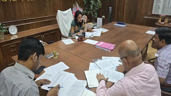 Divisional Commissioner also reviewed the status of the existing Health ATM