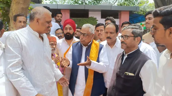 नेता विरोधी दल माता प्रसाद पांडे