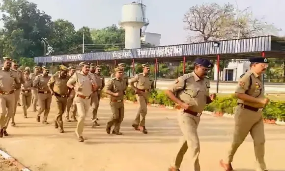 पुलिस अधीक्षक ने  परेड की ली सलामी, 