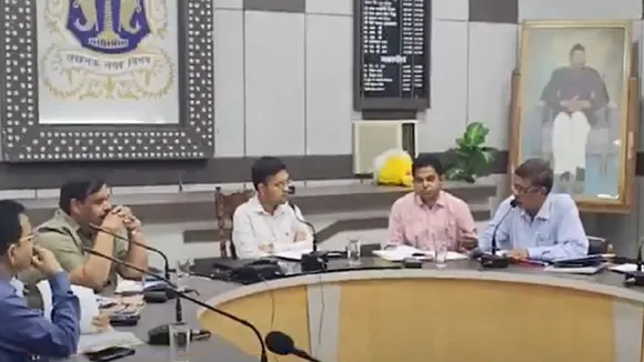 Municipal Commissioner sought report survey drains two days 