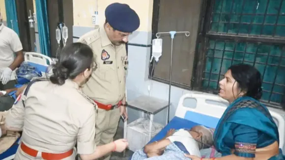 कानपुर देहत में हाईवे पर हादसा हुआ है।   