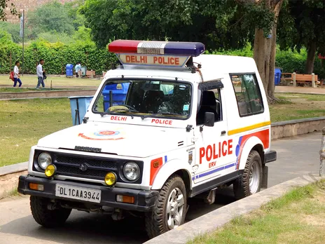 DELHI POLICE HINDI NEWS