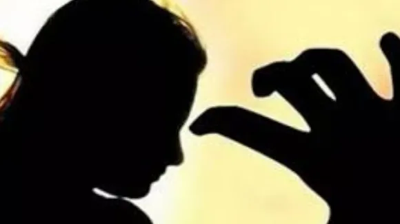 रेप पीड़िता बच्ची को 11 घंटे तक नहीं मिला इलाज, अस्पताल में डॉक्टर रहे गायब 