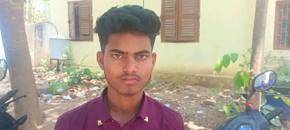 पिटाई के दूसरे दिन एसपी कार्यालय जाता वसीम अंसारी,