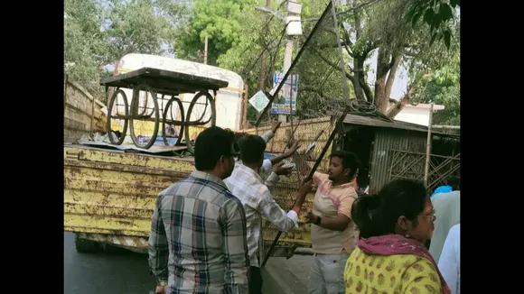 Nagar nigam took big action against encroachment Rajajipuram