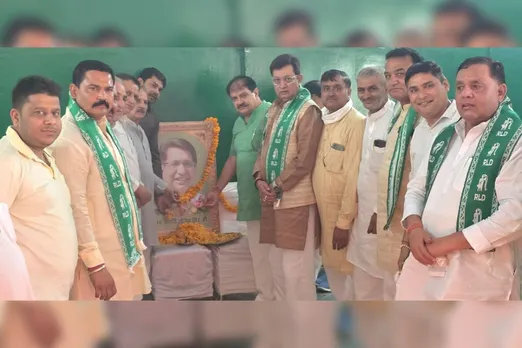चौधरी अजीत सिंह की पुण्यतिथि पर राष्ट्रीय लोकदल ने दी श्रद्धांजलि, सदस्यता अभियान में जुटे सैकड़ों लोग