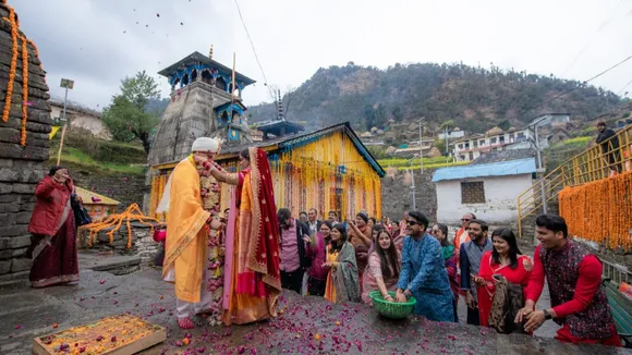 Uttarakhand में विदेशी जोड़ों की बढ़ी दिलचस्पी, डेस्टिनेशन वेडिंग हब बना Trijuginarayan
