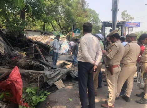 अतिक्रमण के खिलाफ चला अभियान 