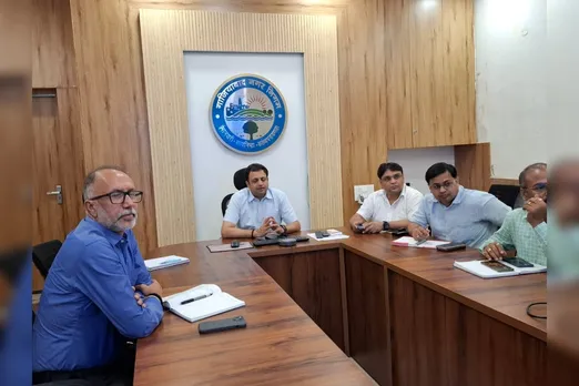 Ghaziabad: व्हीकल ट्रैकिंग मॉनिटरिंग सिस्टम से जुड़ेंगे वाबेग कंपनी के सभी वाहन