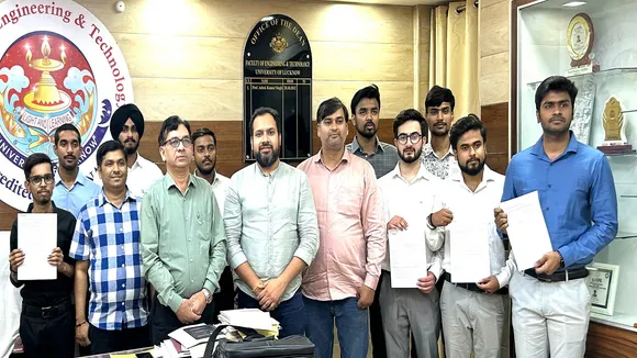Lucknow University 9 students got campus placement