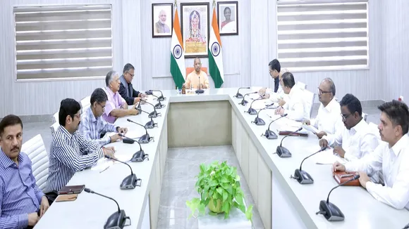 CM Yogi reviewed Labor Employment Department