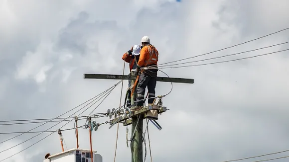 Electricity supply disrupted many areas Lucknow