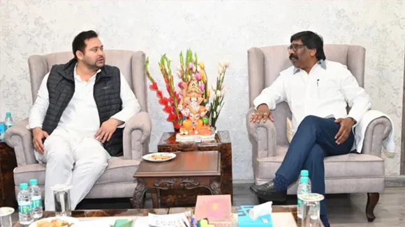 Hemant Soren Tejashwi Yadav JMM Alliance JMM preparing for Bihar Assembly Elections 2025 (1)