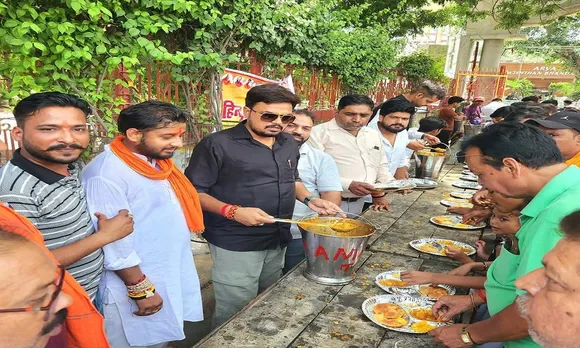 हिंदू युवा वाहिनी परिवार द्वारा भंडारे का आयोजन