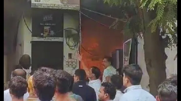 fire in noida, Noida News