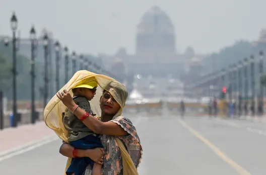 Hot day in delhi