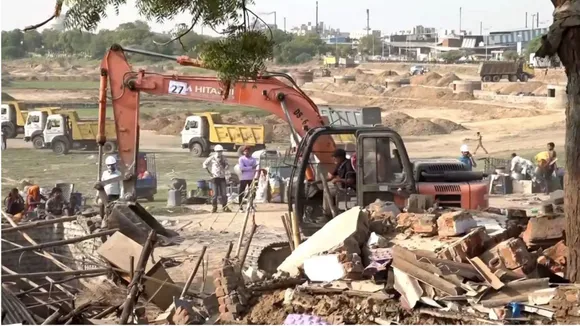 Encroachment Ahmedabad second day