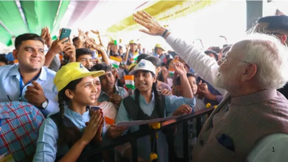 PM Modi met students at Deshnok railway station in Bikaner
