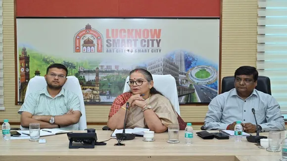 Mayor gears up to build a smart city holds an important meeting