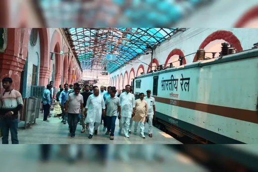 अहिल्याबाई होल्कर की 300वीं जयंती पर गाजियाबाद रेलवे स्टेशन पर विशेष प्रदर्शनी