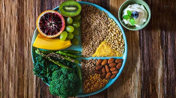 Things-To-Keep-In-Mind-While-Preparing-A-Thali-for-Good-Health-main-1735879536199