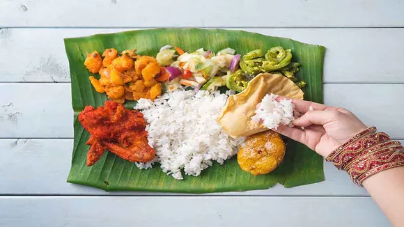 eatingfoodwithhands