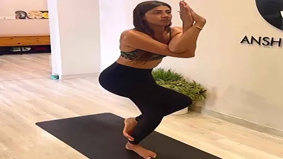 YogaGarudasana
