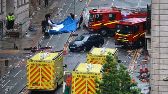 Car rams into celebrating crowd in Liverpool