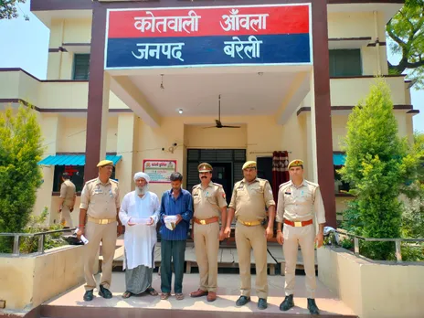 मंदिर में चोरी