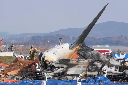 South-Korea-Plane