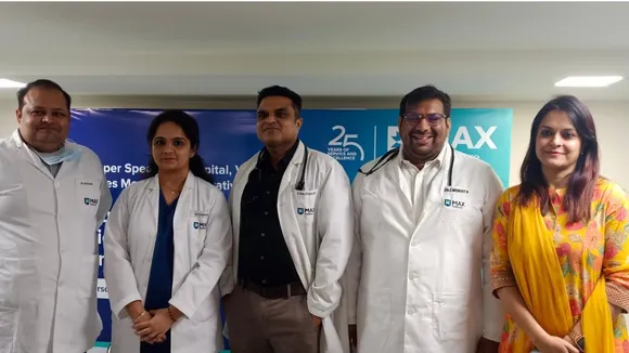 Max super speciality Hospital ki team 